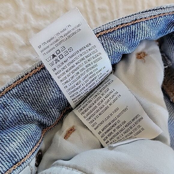 American Eagle Outfitters Mom Jeans Light Blue 4 - Picture 12 of 13